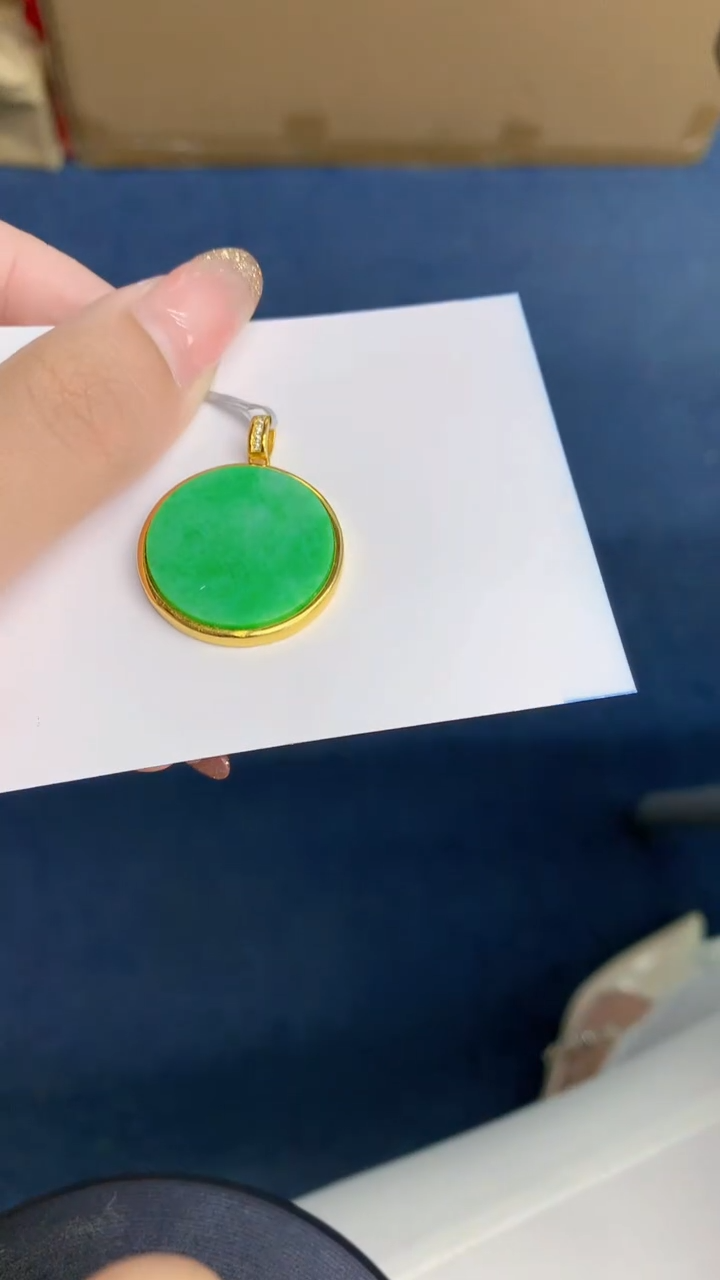 翡翠银S925镶嵌颈饰             8