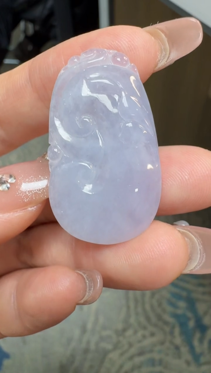 【闪购商品】翡翠颈饰18K金镶嵌缅甸A货翡翠吊坠