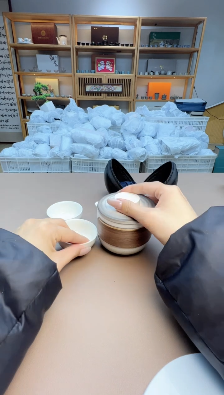 【闪购商品】摆件瓷制品S1111111111111