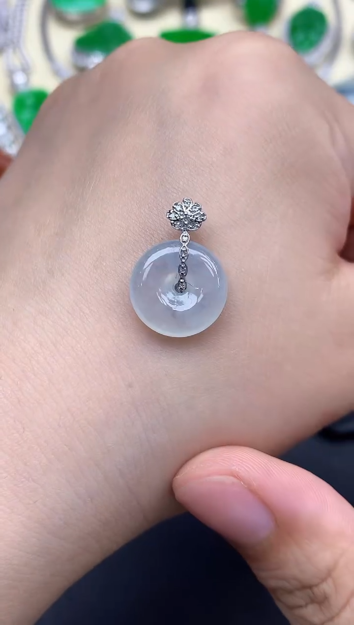 颈饰18K金镶嵌翡翠113-中国好珍宝