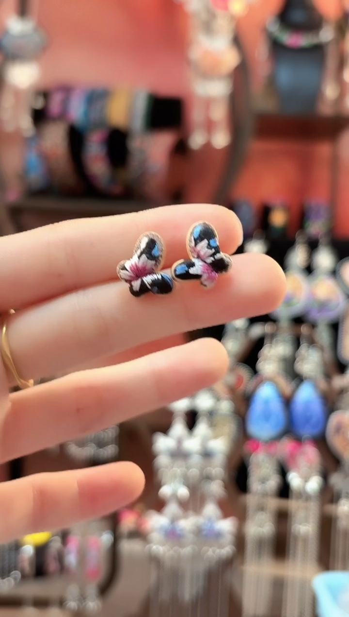 织绣云织谣民族风精美饰品   323