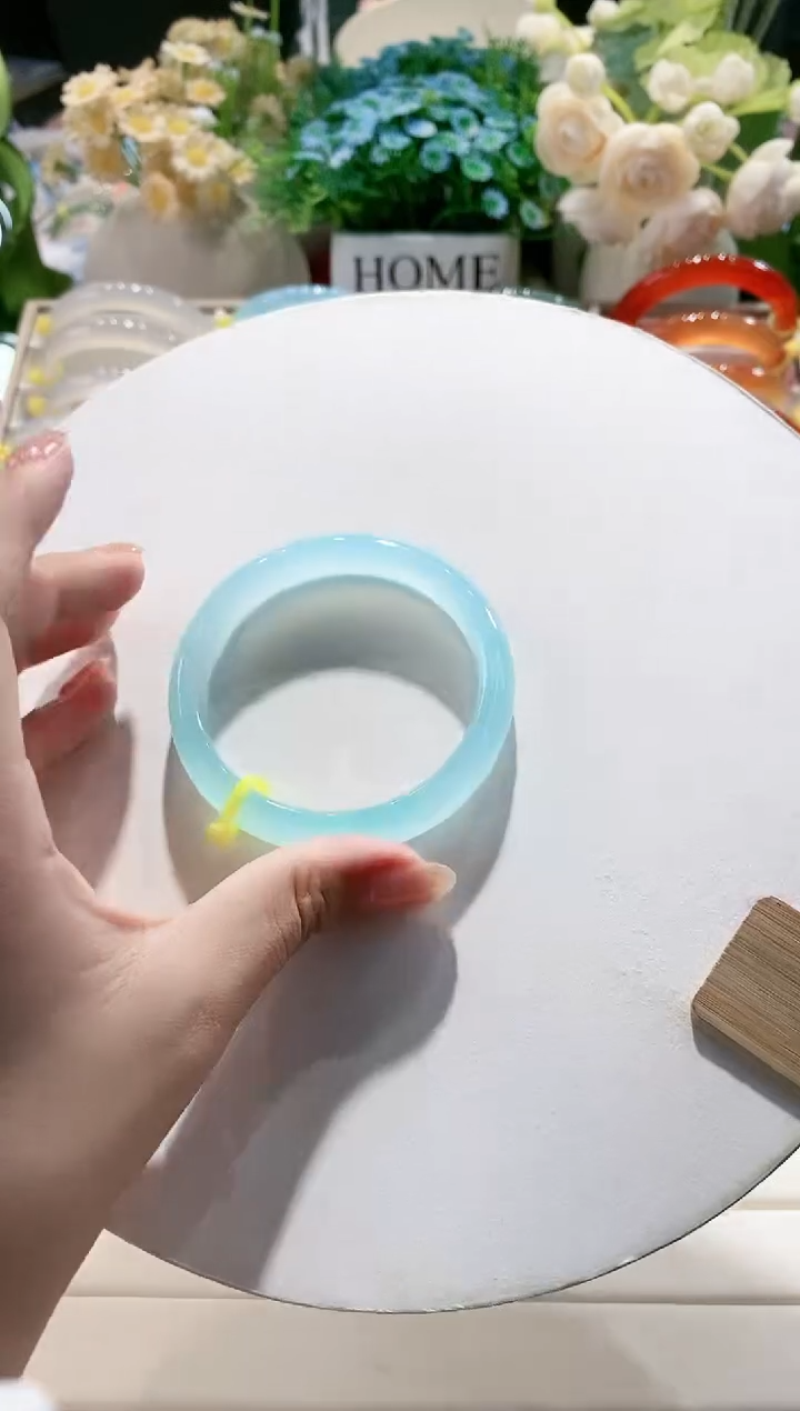 手镯玛瑙/玉髓未镶嵌75-55.4