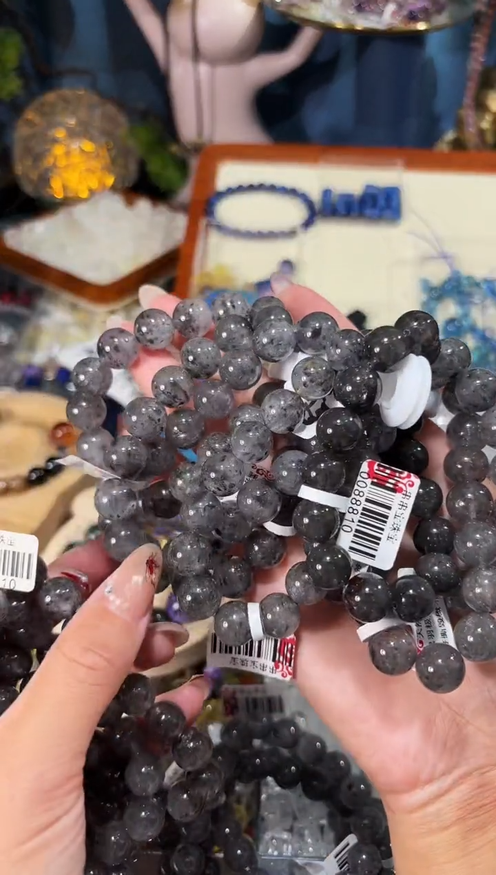 【闪购商品】水晶手链未镶嵌黑羽卡12手串拍2件