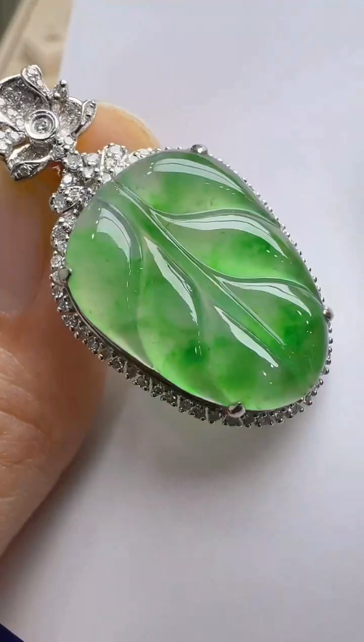 【闪购商品】翡翠吊坠(不含链)18K金镶嵌多样性团购发一件