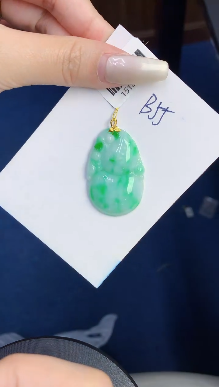 【闪购商品】翡翠颈饰18K金镶嵌0000000000