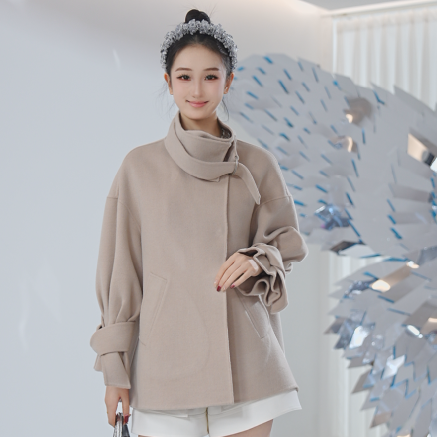 YRNX/依然納暄 设计师款大牌感【风铃】 女士独特袖子两面呢大衣