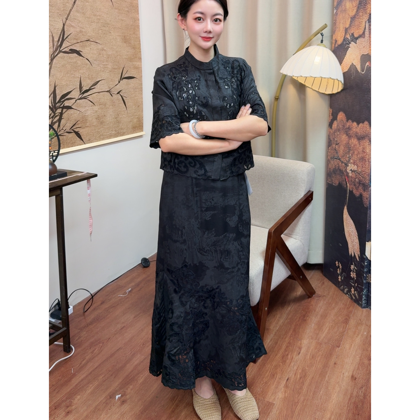 81238290两件套鱼尾裙子国风上衣100桑蚕丝香云纱镂空绣花套装