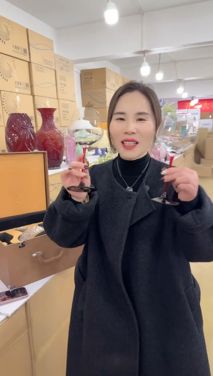 【闪购商品】无铅玻璃美全花器-a-早2 一对