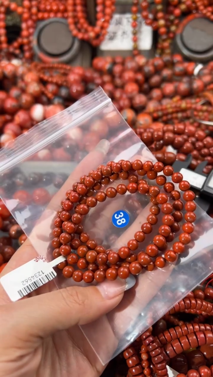 未镶嵌手串南红玛瑙6+