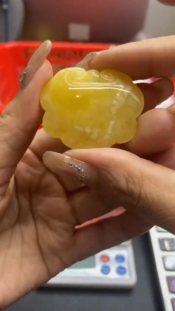 琥珀未镶嵌珠宝奇石1425