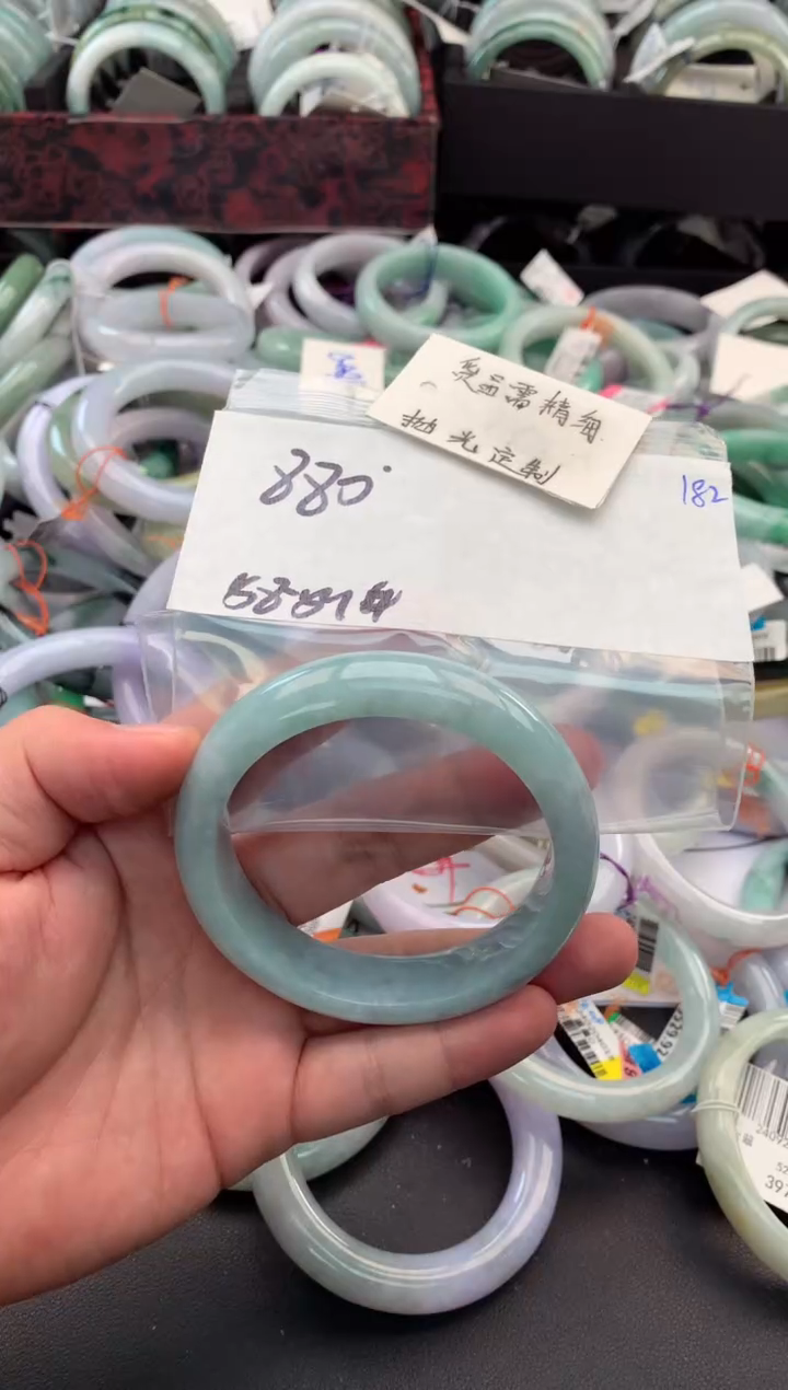 【闪购商品】定制翡翠未镶嵌毛货需精细抛光+多人