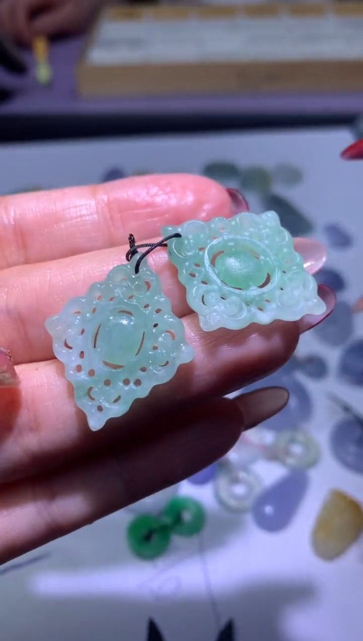 【闪购商品】定制翡翠未镶嵌毛货