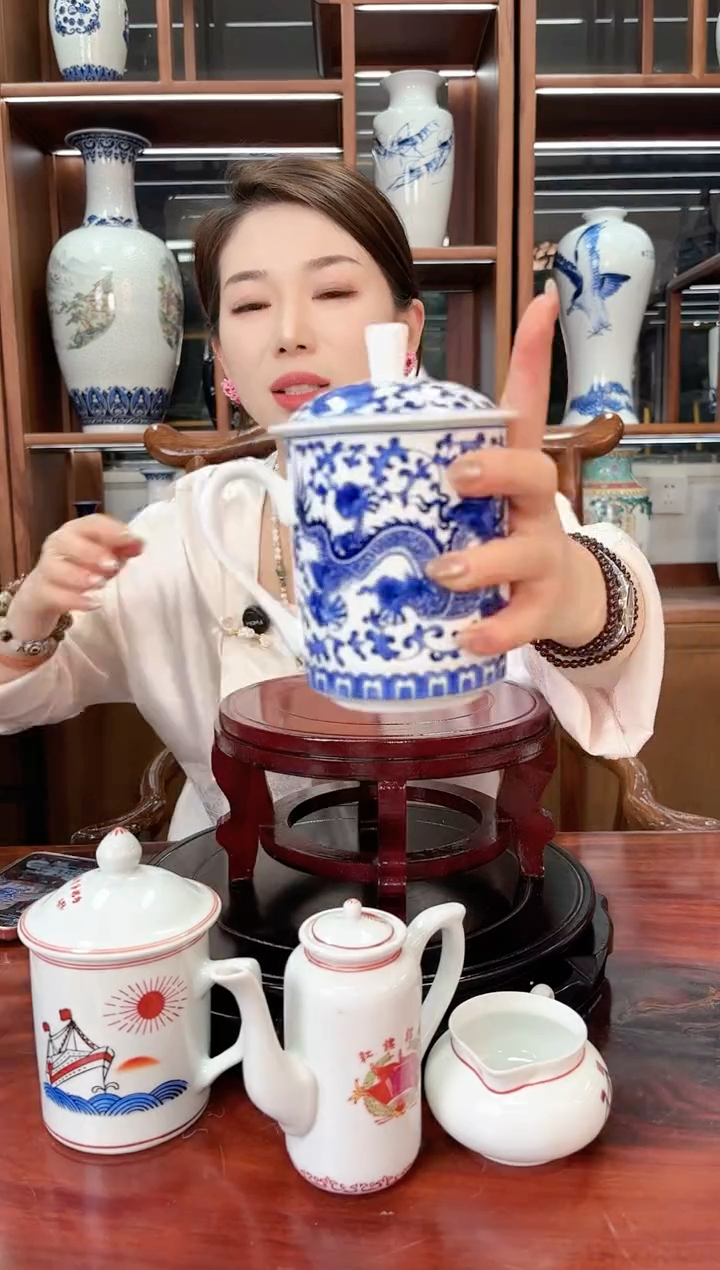A52景德镇青花龙纹办公杯一只