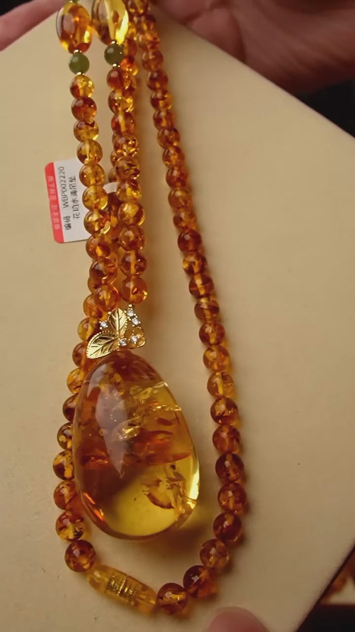 【闪购商品】琥珀颈饰未镶嵌花珀吊坠鸽子蛋