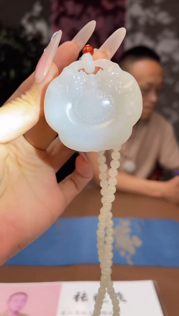 和田玉未镶嵌颈饰A784