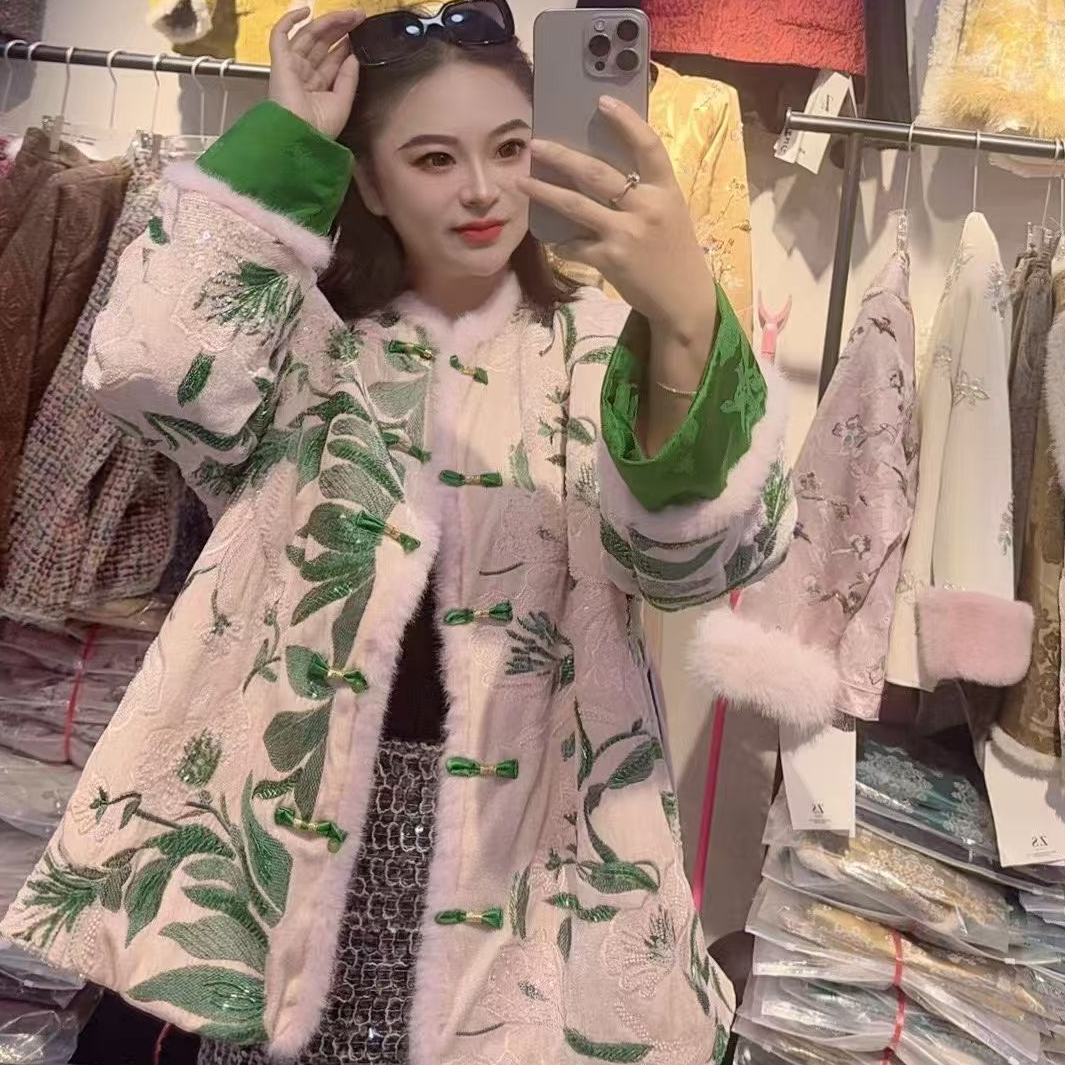 ZS966736新中式气质时尚粉色国风刺绣亮片盘扣重工小香风上衣外套