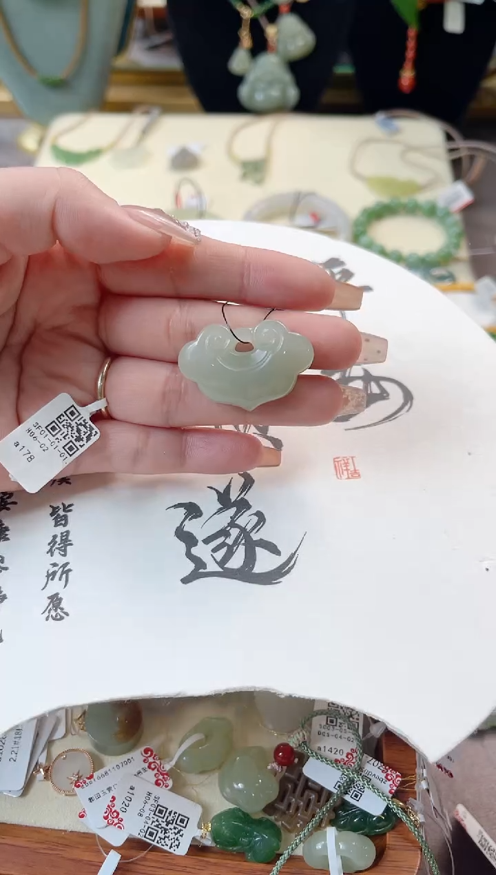 【闪购商品】和田玉颈饰未镶嵌cs