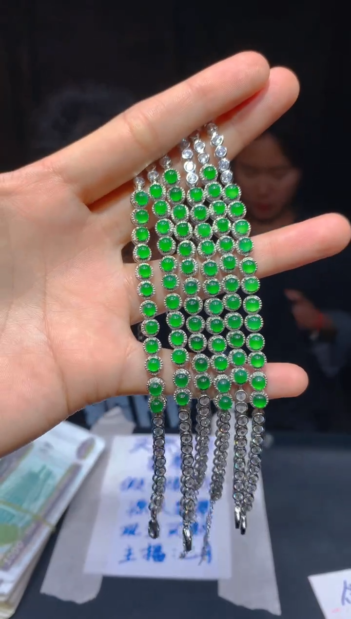 【闪购商品】定制翡翠未镶嵌36多样性发货（发其一）