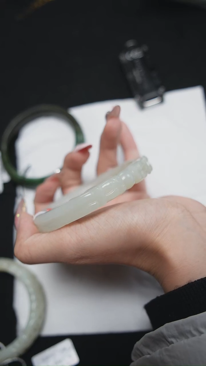 昌化石印石周**。7600