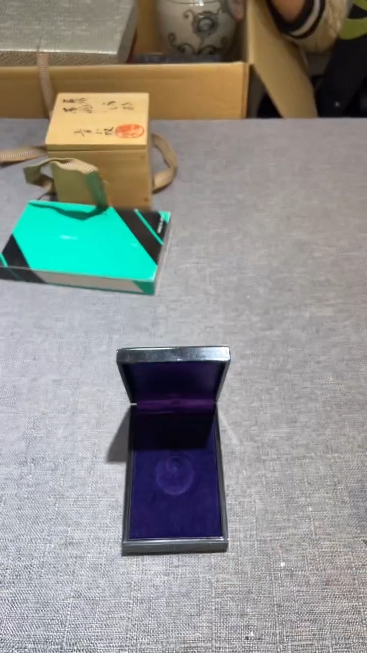 陶瓷想***猪 想做个小猪 纸盒 