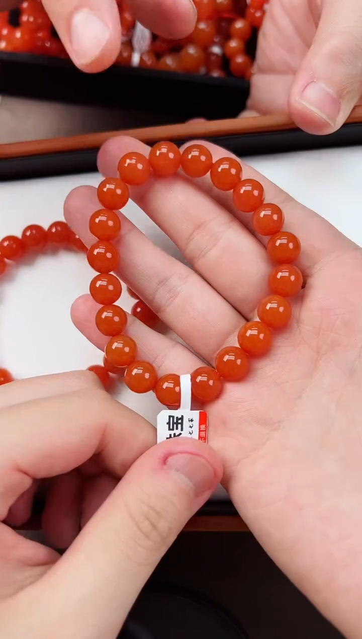 【闪购商品】南红玛瑙手串未镶嵌滴水洞亮光高品10+一条