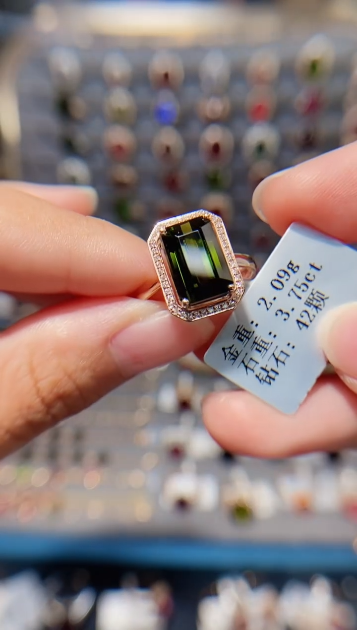 18K金镶嵌戒指黄色碧玺3.75.