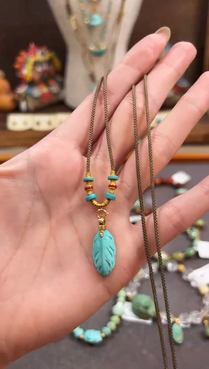绿松石18K金镶嵌颈饰绿松石项链