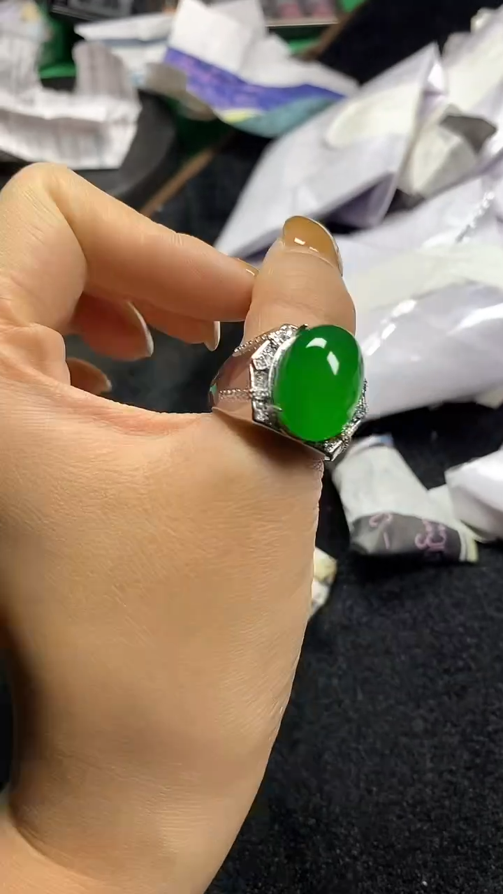 满色吊坠 所见即所得！！