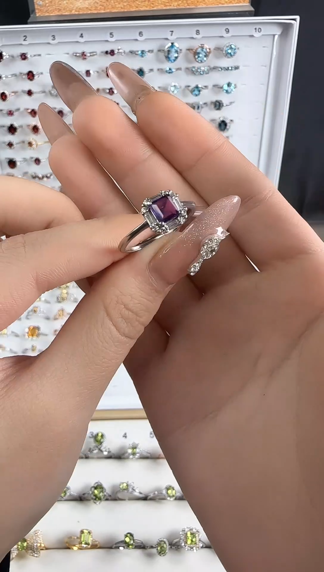 【闪购商品】紫晶戒指银S925镶嵌竹节款戒指