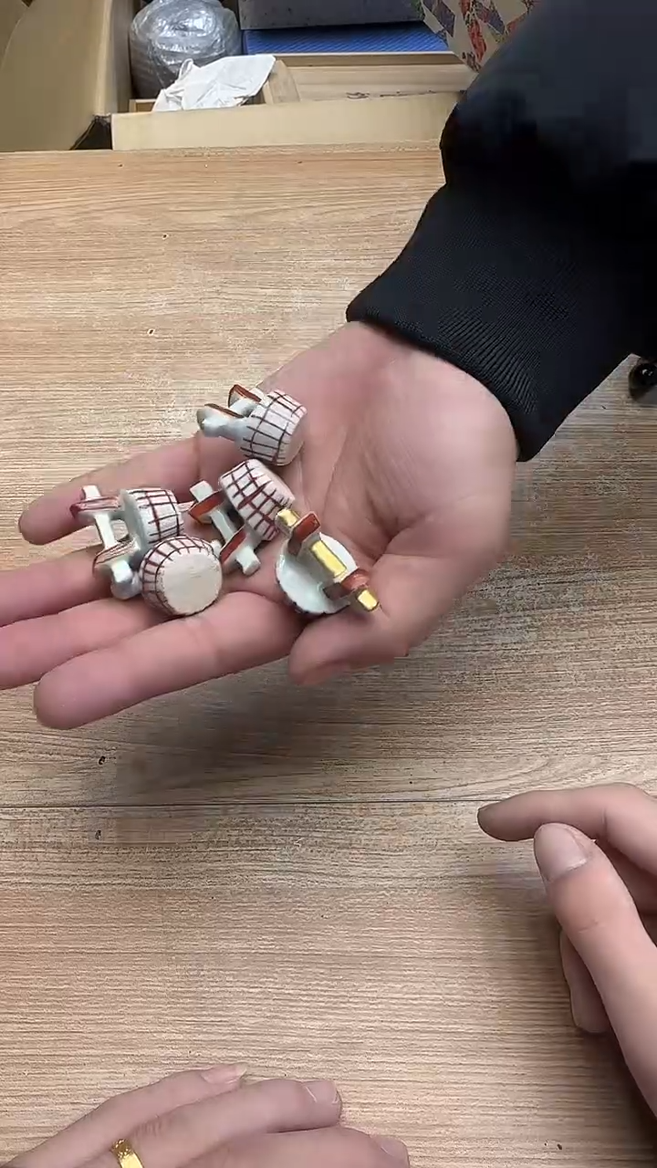 鱼****昆87瓷器材质器具