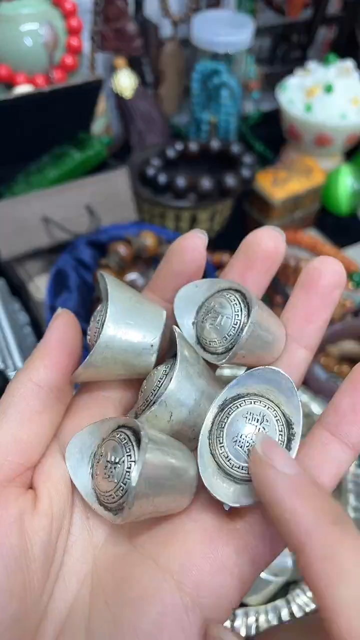 【闪购商品】摆件主播推荐如图所示