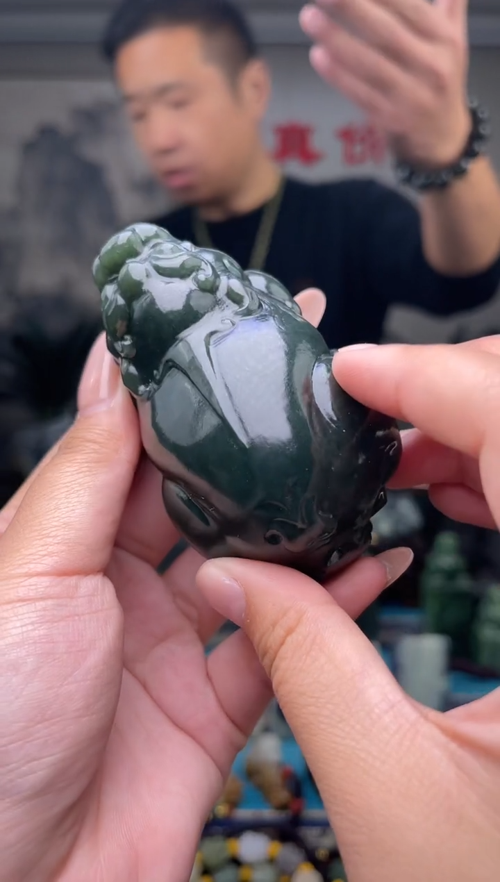 未镶嵌和田玉挂件1