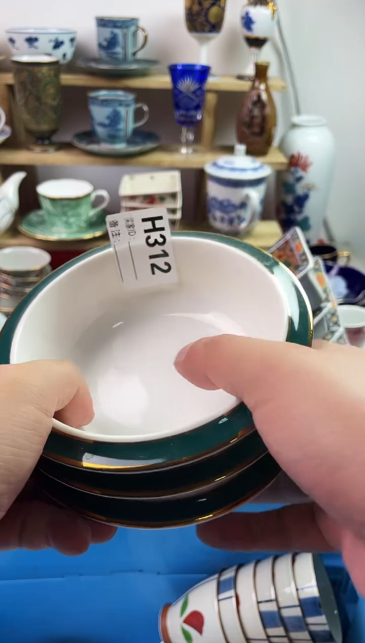 瓷片?****婆7777777777 H312