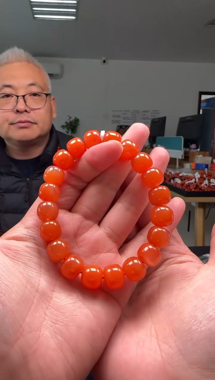 【闪购商品】南红玛瑙11mm保山手串老型未镶嵌多样性发一件