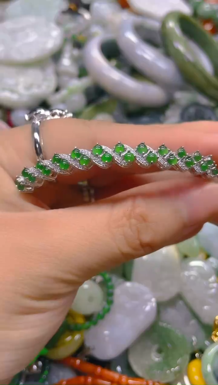 翡翠未镶嵌颈饰/W/翡翠A货一图一物