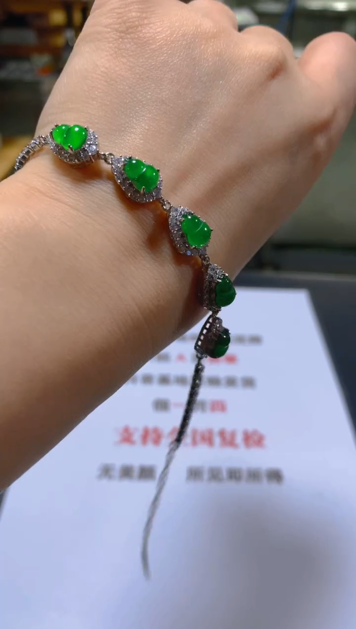 未镶嵌手链翡翠多样性发一