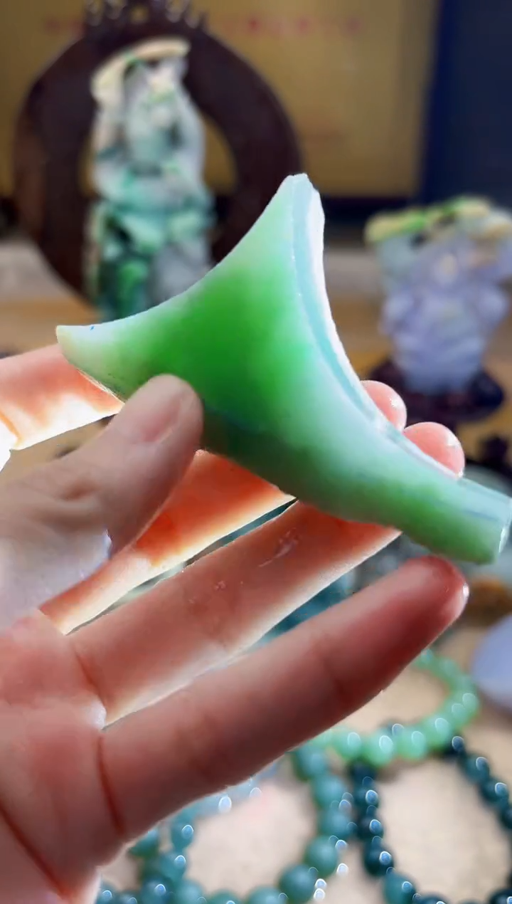 未镶嵌挂件翡翠A货柠优6548