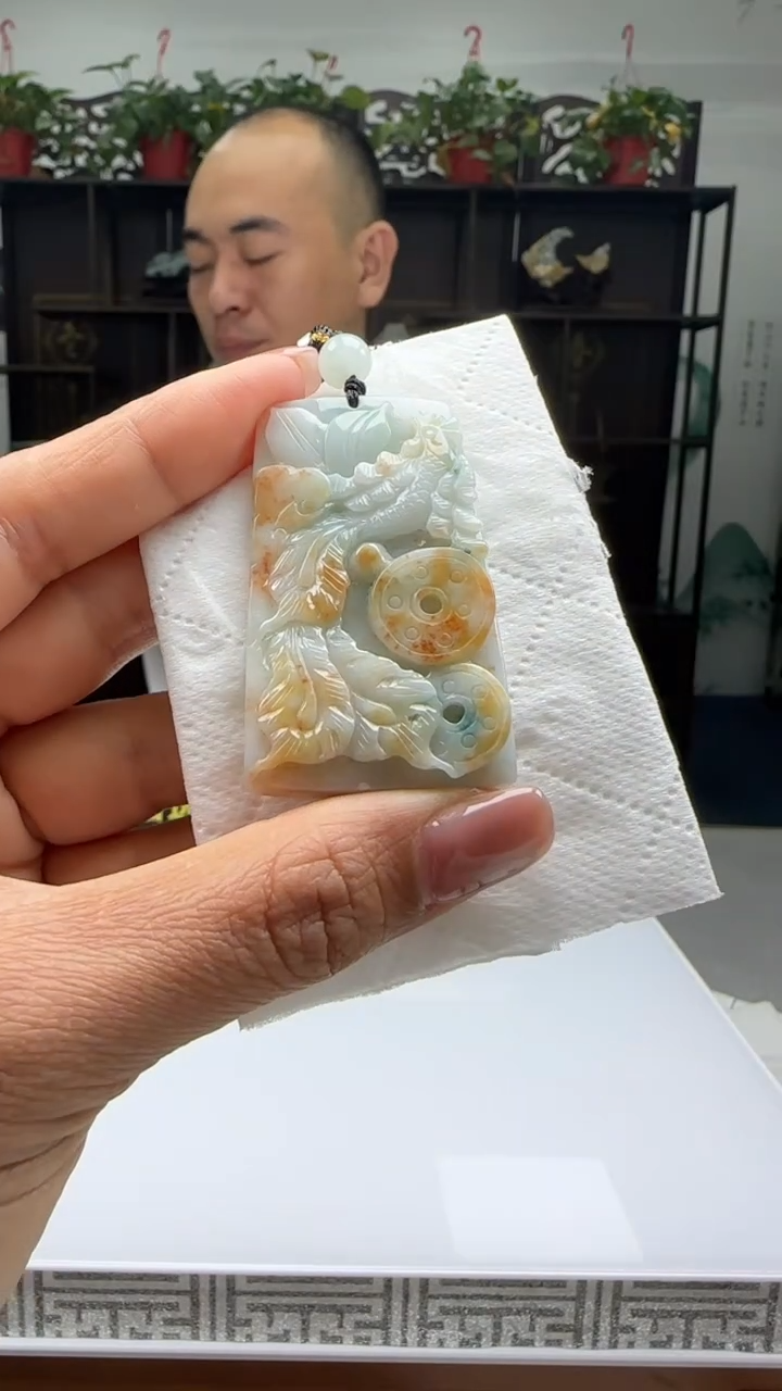 【闪购商品】翡翠颈饰未镶嵌天然翡翠A货吊坠