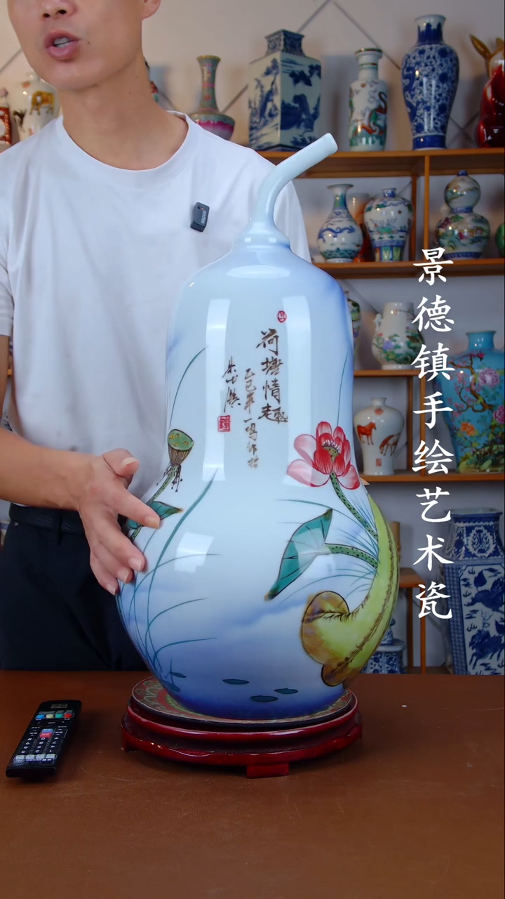 现代景德镇手工手绘陶瓷摆件42