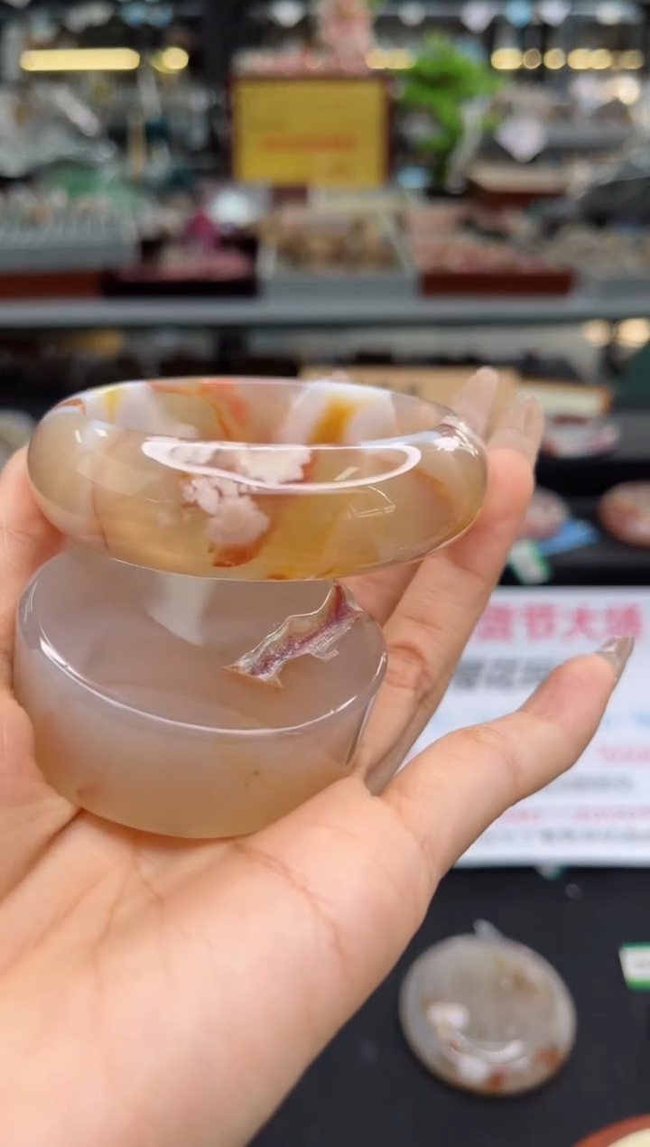 【闪购商品】石英质玉手镯未镶嵌57圈口（赠品镯心）6445186