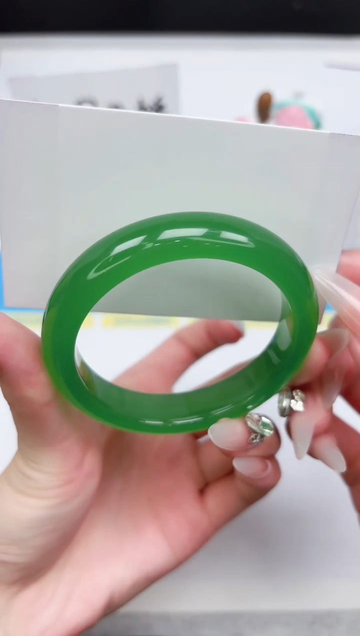 石英质玉手镯未镶嵌39-54.6