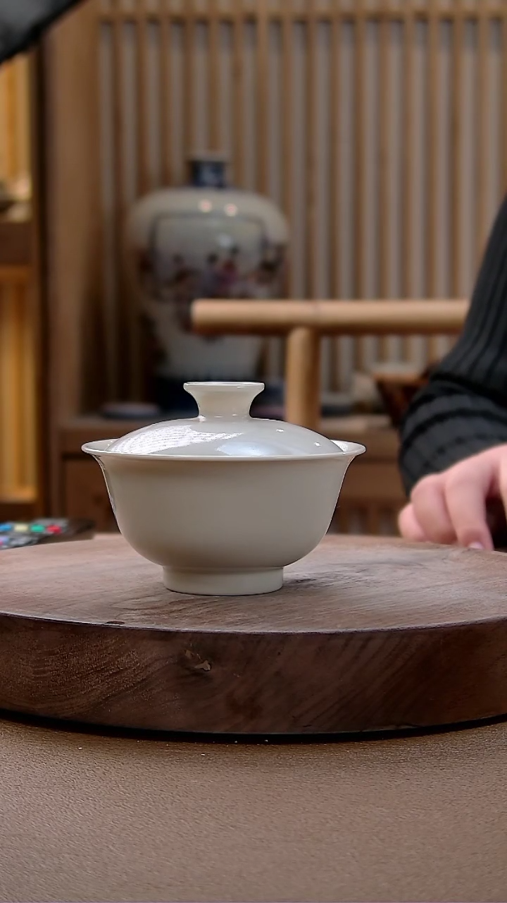 【闪购商品】翰文堂牙黄釉大元宝（微瑕）