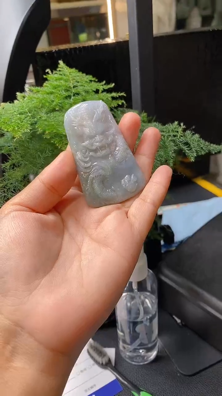 【闪购商品】翡翠颈饰未镶嵌挂件