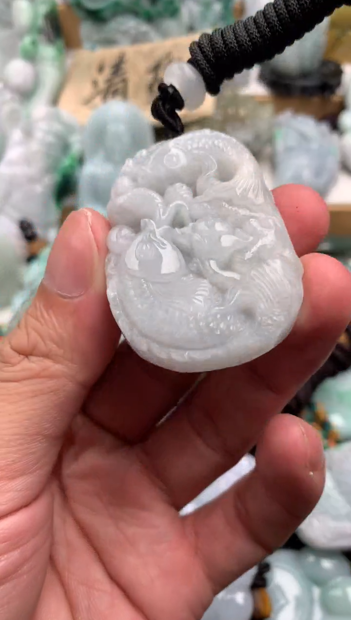 吊坠(不含链)未镶嵌翡翠1