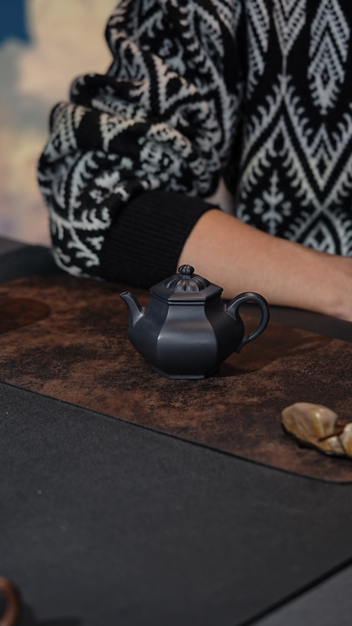 【闪购商品】紫砂茶壶菱歌泛夜 170毫升 沈亮