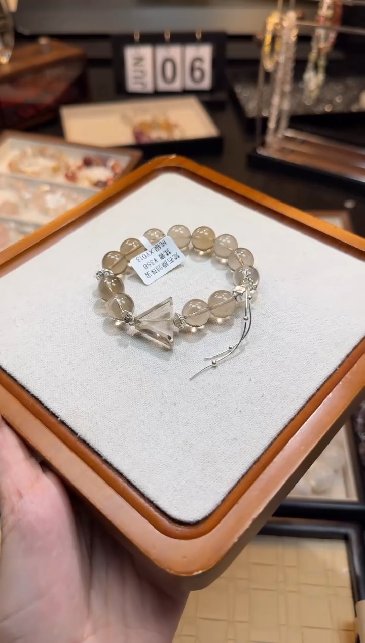 烟晶手链银S925镶嵌-**- 天然水晶 多样性发货其一