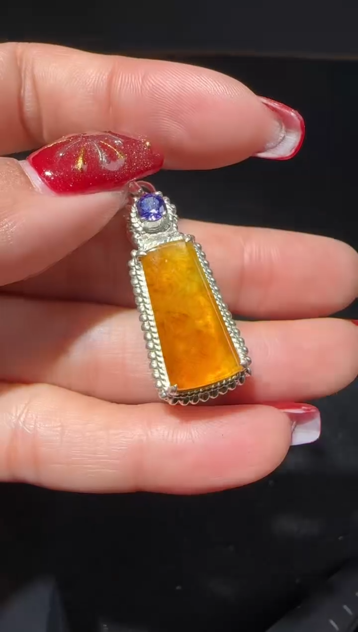 【闪购商品】翡翠吊坠(不含链)未镶嵌多样性发货拍一发一