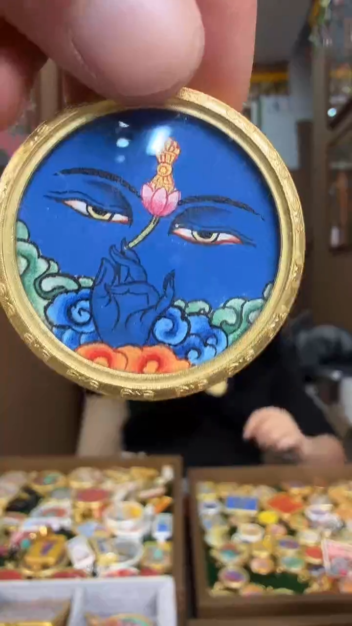 吊坠药老师眼睛-热贡纯手绘唐卡