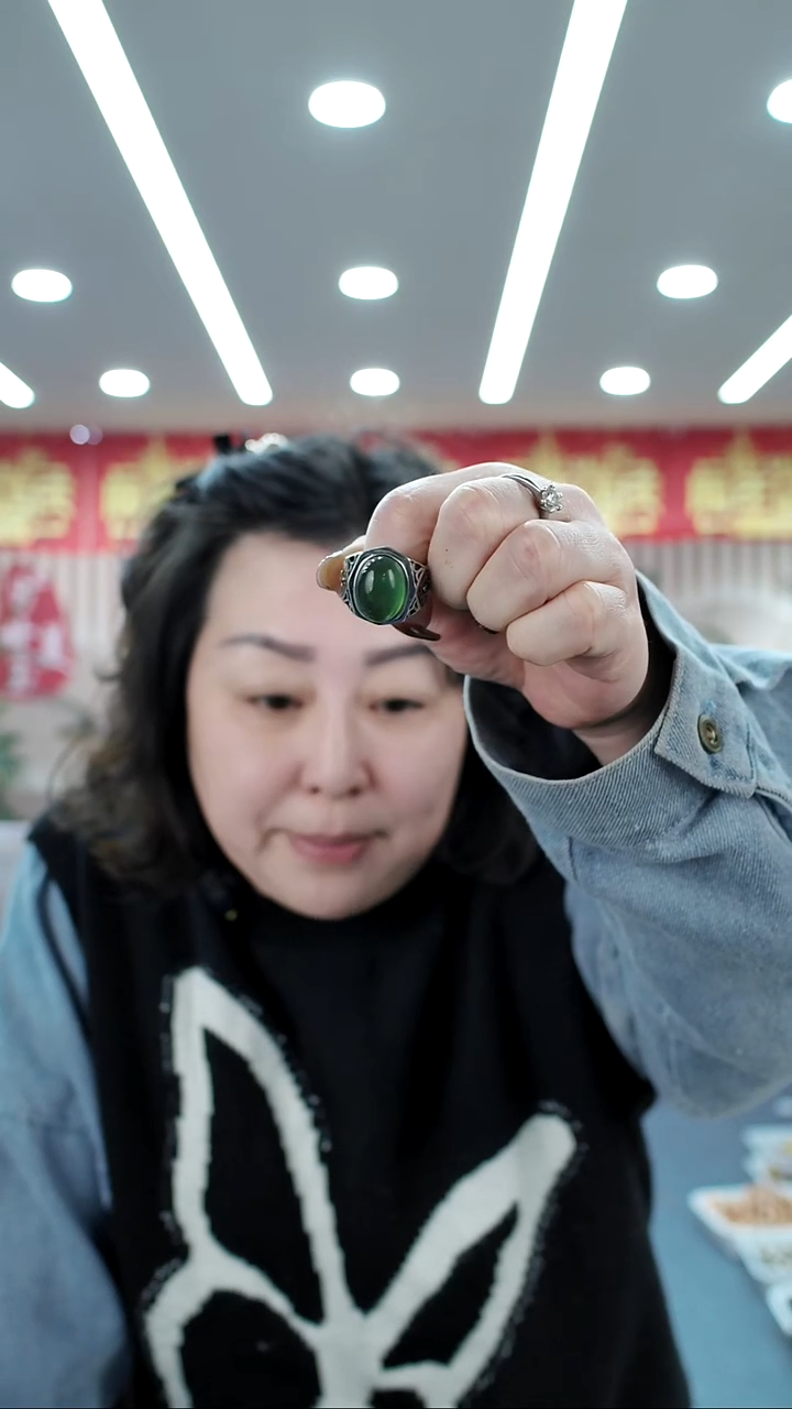 合金蛇纹石玉戒子多样式发货随机发一