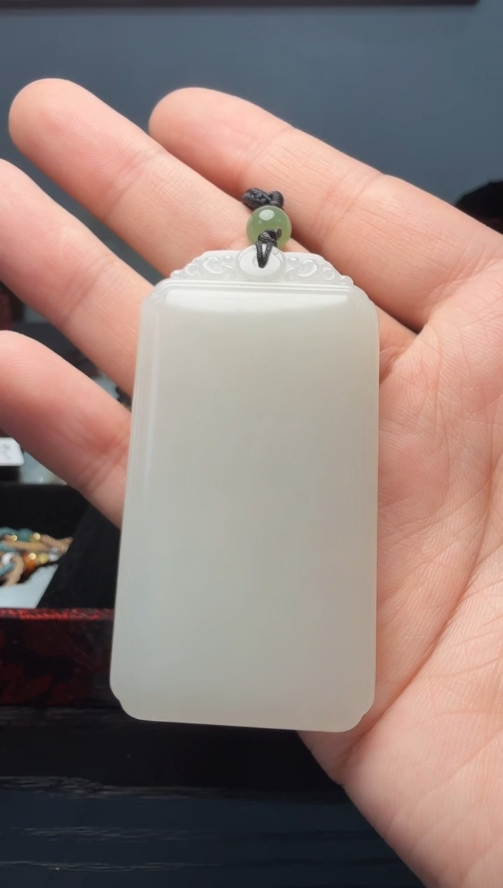 颈饰未镶嵌和田玉【7】